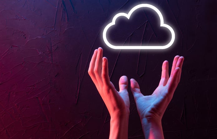 The Downside of DIY Cloud Solutions Hand holding icon cloud.