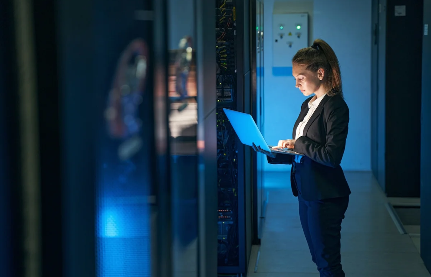 WSJ Debunks AI Data Centers Jobs Myth