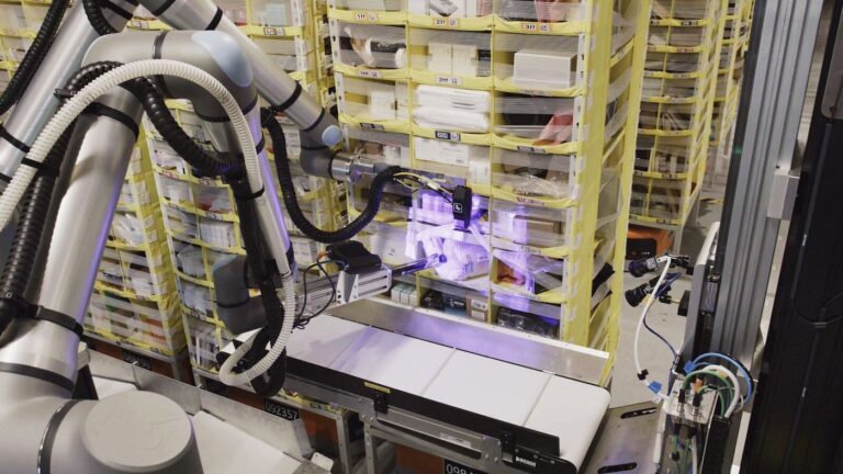Amazon’s Vulcan robot.