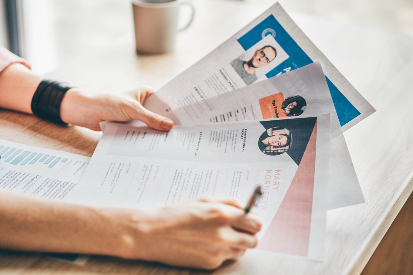 Job Seekers – Some Using AI – Flood LinkedIn With 11,000 Applications a Minute