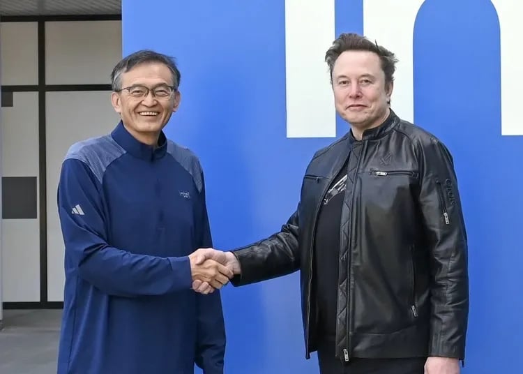 Intel to Help Build Elon Musk’s Terafab AI Chip Plant for Robotics
